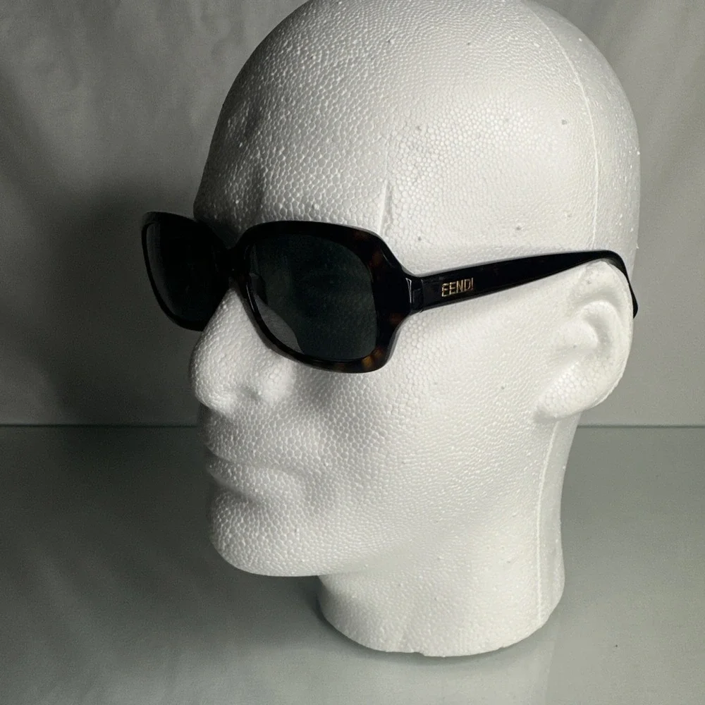Fendi sunglasses women's dark tortoise full rim FS200 logo luxury Made in Italy